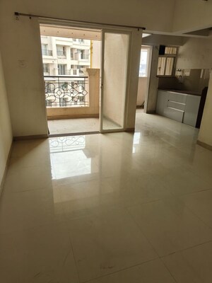 Room in 3 BHK Apartment at Belvalkar Mitrangan, Baner – for Rent