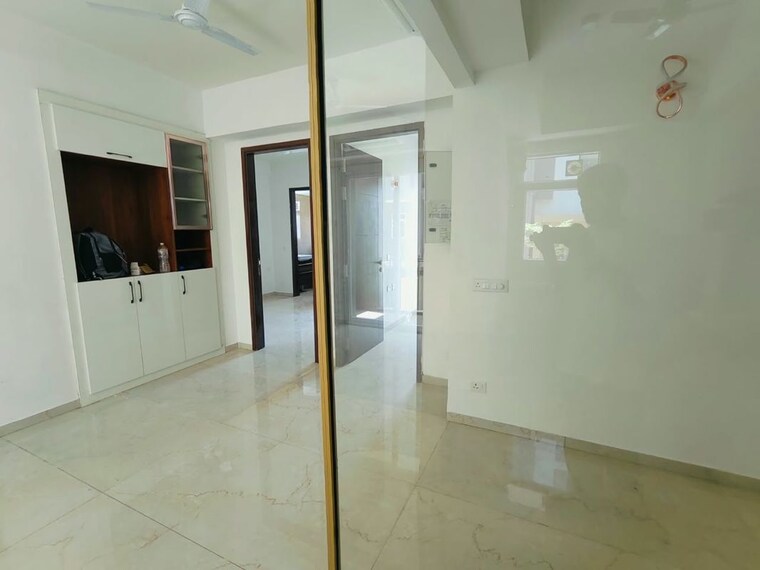 Room, smart-world-orchard 2 Bedroom 1250 Sq.Ft. Apartment In Sector 61 Gurgaon 10716196