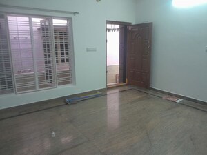 Room in 3 BHK Builder Floor at Nri Layout – for Rent