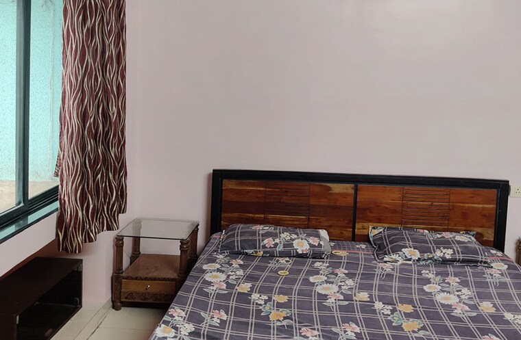 Bedroom, bredco-hill-view-park Pg For Boys In Kandivali East 10716217