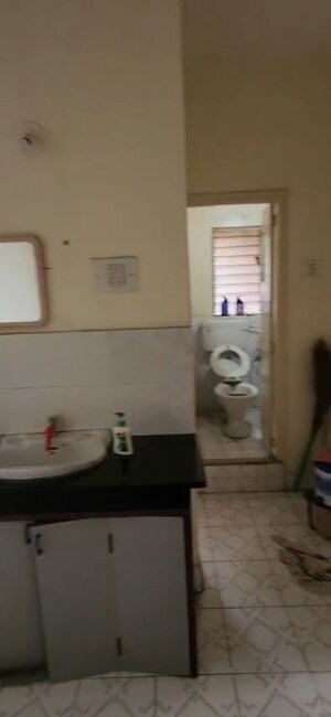 Bathroom in 1 BHK Apartment at Sunshine  Court, Kalyani Nagar – for Rent