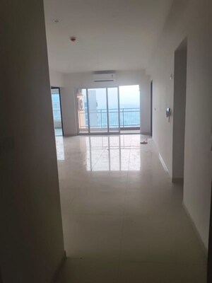 Room in 3 BHK Apartment at Shapoorji Pallonji Joyville Phase 3, Sector 102 – for Rent