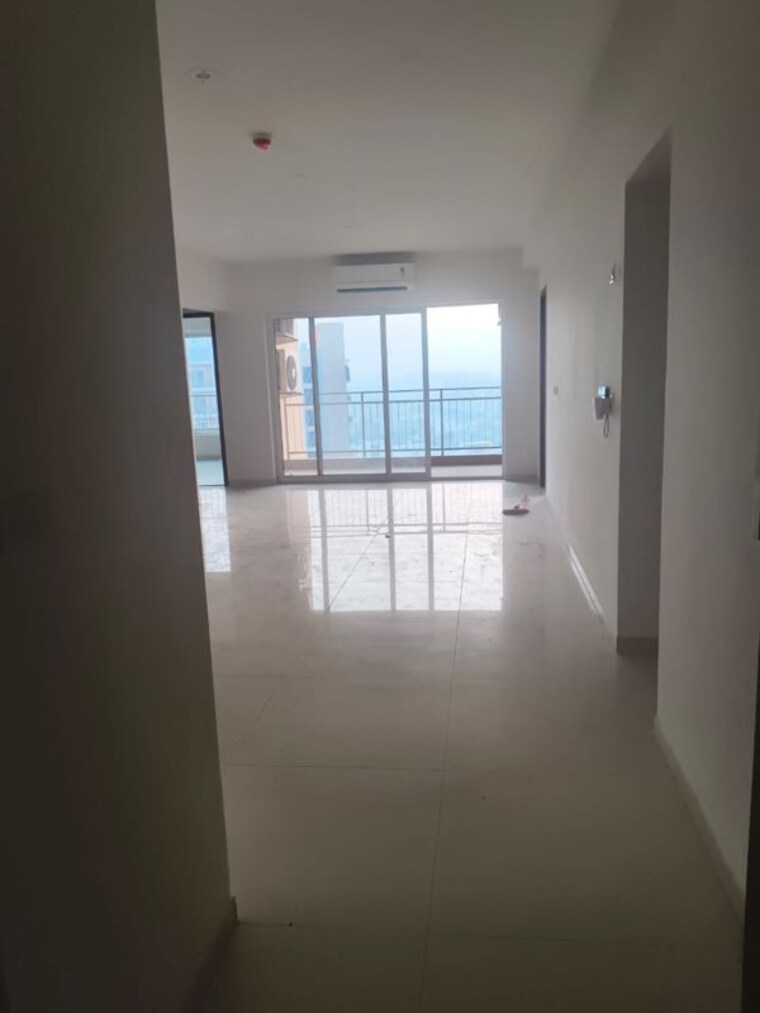 Room, shapoorji-pallonji-joyville-phase-3 3 Bedroom 1852 Sq.Ft. Apartment In Sector 102 Gurgaon 10716254