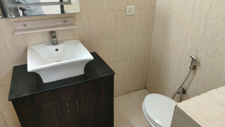 Bathroom, orchid-island 4 Bedroom 1788 Sq.Ft. Apartment In Sector 51 Gurgaon 10716255