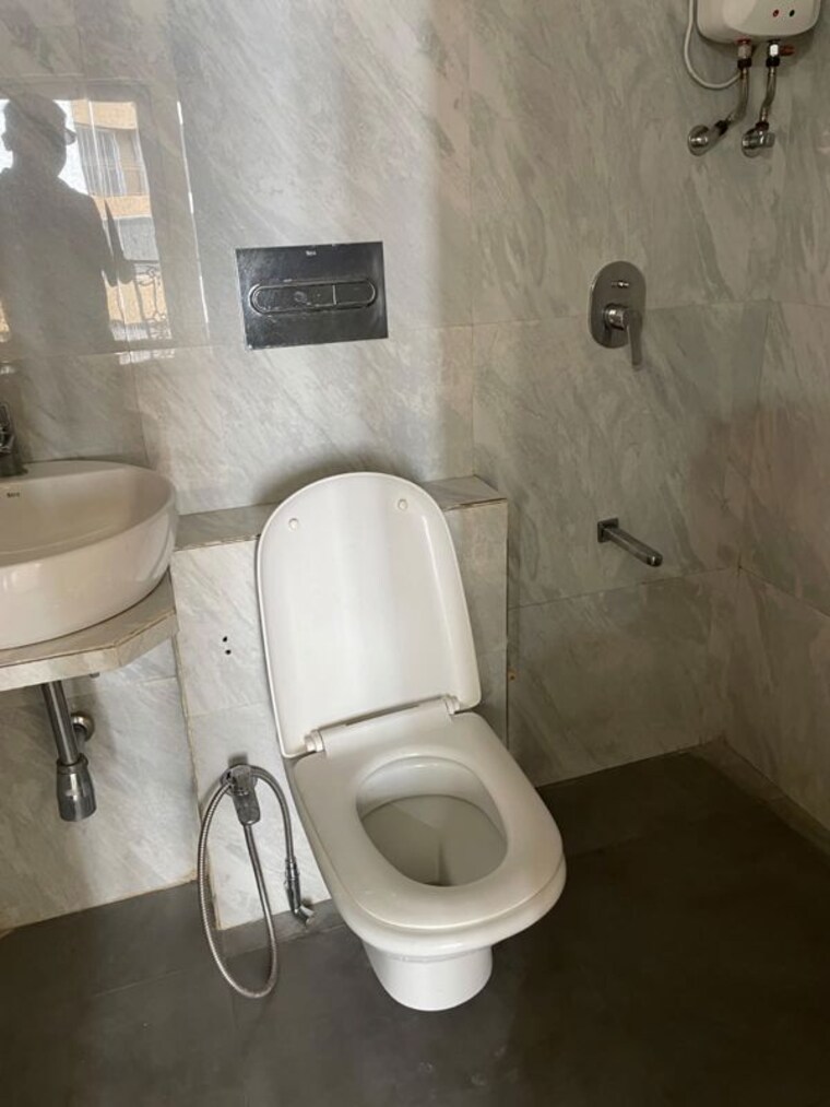 Bathroom, raj-atlantis 2 Bedroom 1080 Sq.Ft. Apartment In Mira Road East Thane 10716295