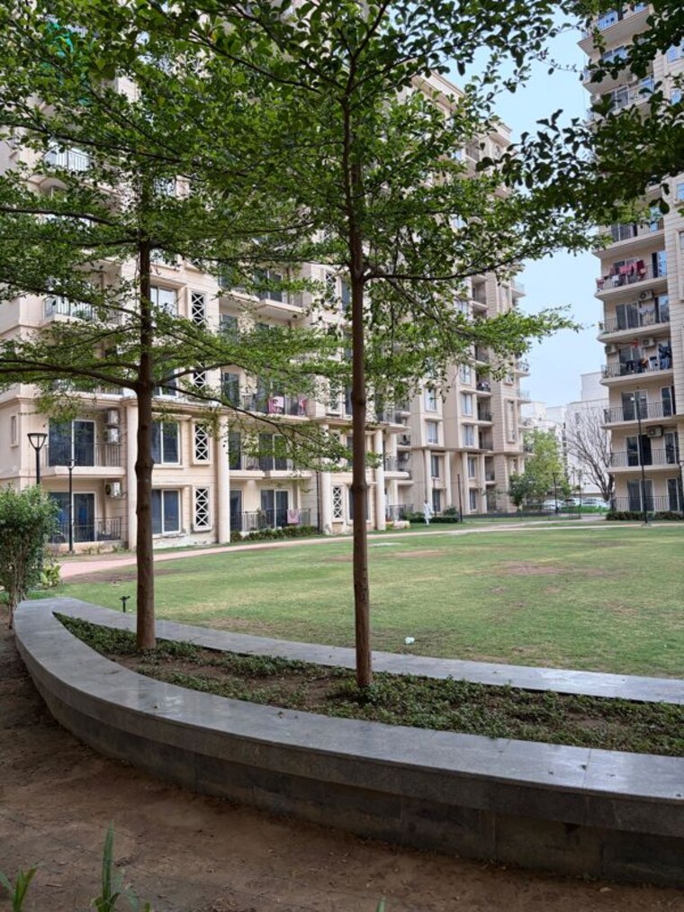 Exterior View, signature-the-serenas 2 Bedroom 724 Sq.Ft. Apartment In Sohna Sector 36 Gurgaon 10716304