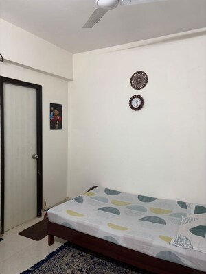 Room in 2 BHK Apartment at Signature The Serenas, Sohna Sector 36 – for Rent
