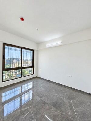 Room in 2 BHK Apartment at Tharwani Majestic Towers, Kalyan West – for Sale