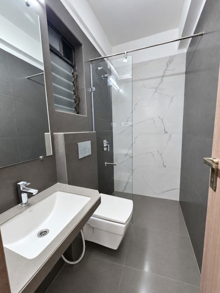 Attached Bathroom, tharwani-majestic-towers 2 Bedroom 724 Sq.Ft. Apartment In Kalyan West Thane 10716324