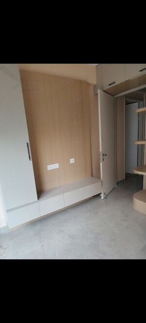 Room in 2 BHK Apartment at MRG The Balcony, Sector 93 – for Sale