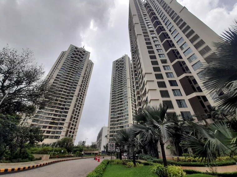 Exterior View, oberoi-realty-woods 2.5 Bedroom 907 Sq.Ft. Apartment In Goregaon East Mumbai 10716300