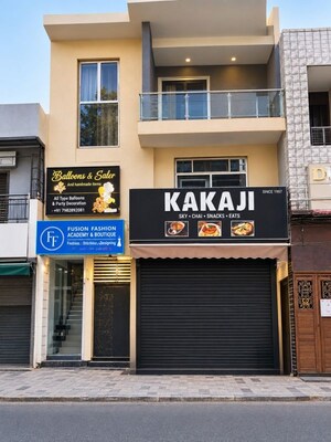 6+ BHK Independent House For Sale in Sector 14