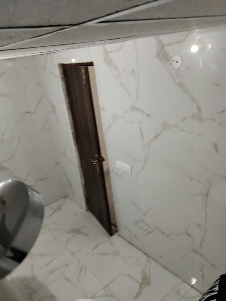 Bathroom, panchsheel-wellington 3 Bedroom 1495 Sq.Ft. Apartment In Dundahera Ghaziabad 10716323