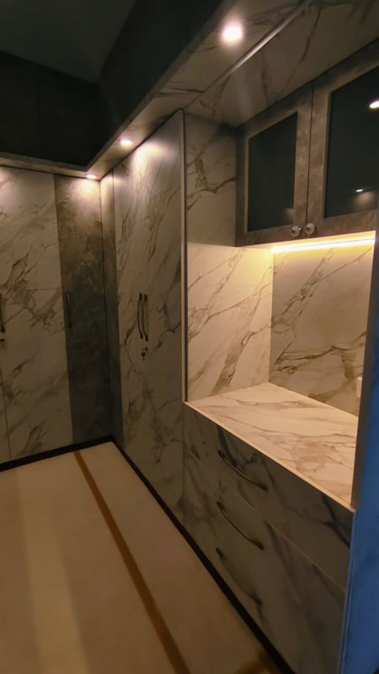 Bathroom, adarsh-lakefront-phase-2 3.5 Bedroom 2225 Sq.Ft. Apartment In Marathahalli Orr Bangalore 10716377