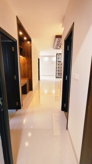 Building Lobby in 3.5 BHK Apartment at Adarsh Lakefront Phase 2, Marathahalli Orr – for Rent