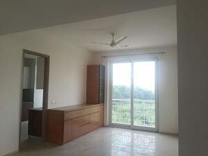 Room in 3 BHK Builder Floor at Sector 23 – for Rent