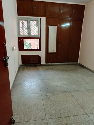 Room in 2 BHK Apartment at Ip Extension – for Rent