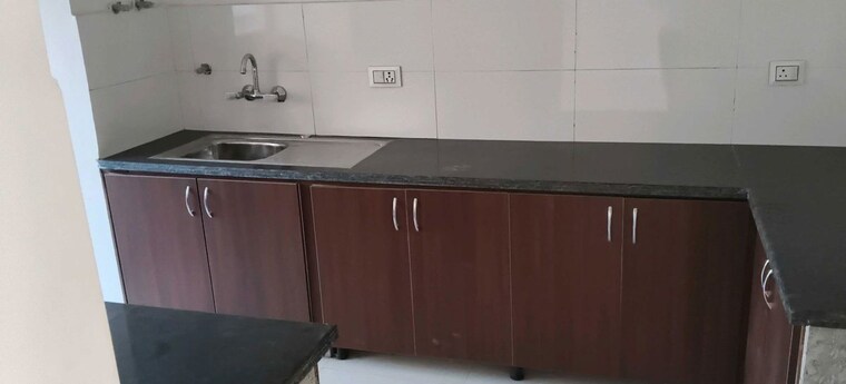 Kitchen, sector 23 3 Bedroom 1550 Sq.Ft. Builder Floor In Sector 23 Gurgaon 10716420