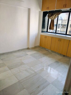Room in 1 BHK Apartment at Group Satellite Elegance, Goregaon East – for Rent