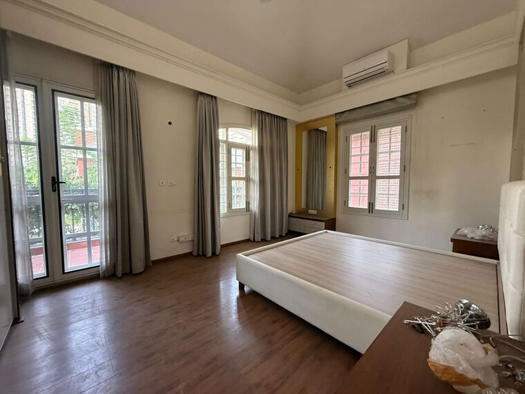 Room, prestige-lakeside-habitat-villa 4 Bedroom 4934 Sq.Ft. Villa In Gunjur Bangalore 10716403