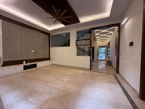Room in 4 BHK Villa at Prestige Lakeside Habitat Villa, Gunjur – for Rent