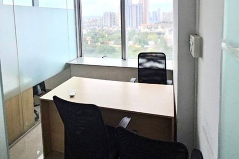 Team Area, trade-link Commercial Office Space 680 Sq.Ft. In Lower Parel Mumbai 10716204