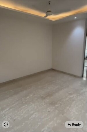 Room in 4 BHK Builder Floor at Panchsheel Park – for Rent