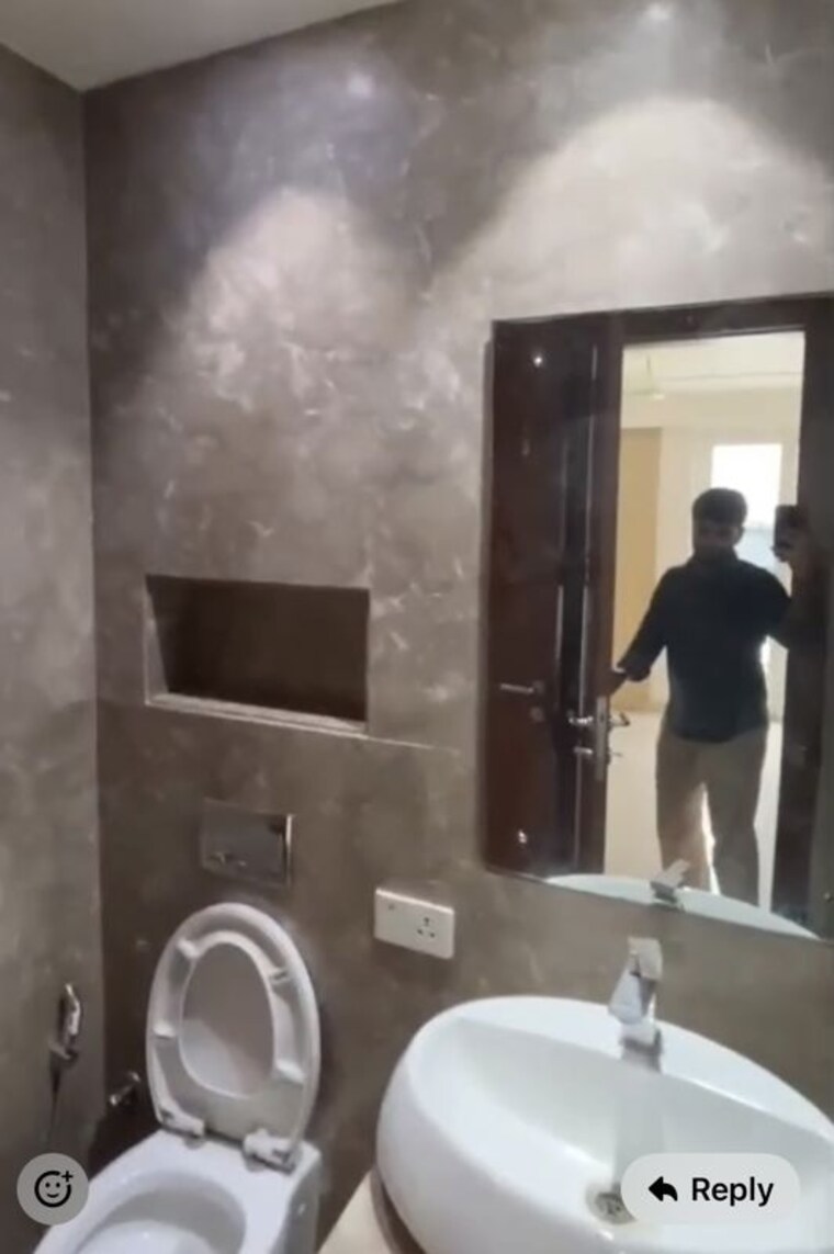 Bathroom, panchsheel park 4 Bedroom 311 Sq.Yd. Builder Floor In Panchsheel Park Delhi 10716442