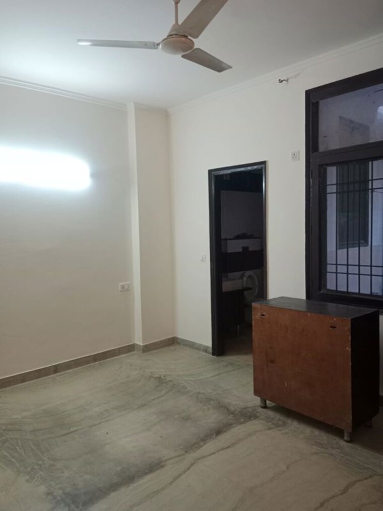 Room, unitech-south-city-ii 3 Bedroom 1500 Sq.Ft. Builder Floor In Sector 50 Gurgaon 10716445