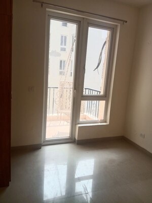 Room in 3 BHK Apartment at Emaar Emerald Estate, Sector 65 – for Sale