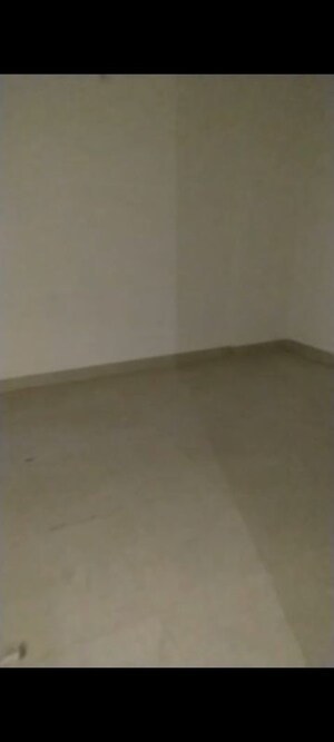 Room in 2 BHK Apartment at Shree Energy Classic Homes, Raj Nagar Extension – for Rent