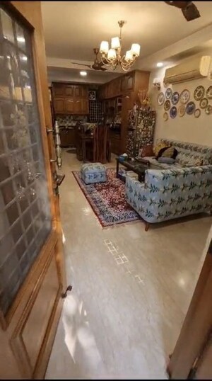 3 BHK Builder Floor For Rent in Chittaranjan Park