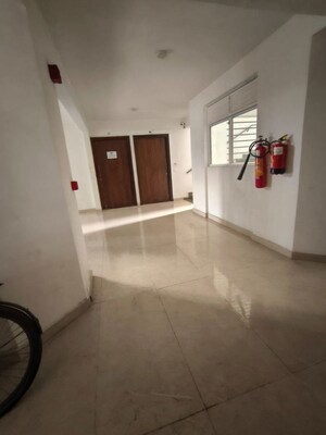 Bathroom in 3 BHK Apartment at Rishita Mulberry Heights, Sushant Golf City – for Rent