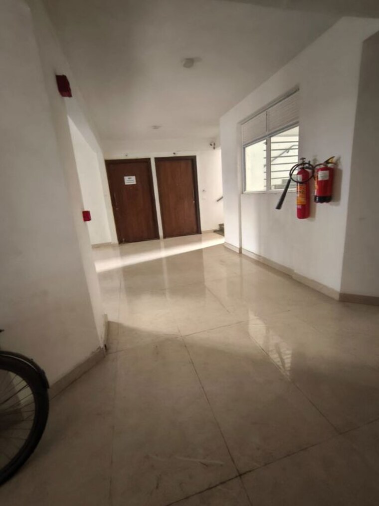 Bathroom, rishita-mulberry-heights 3 Bedroom 1832 Sq.Ft. Apartment In Sushant Golf City Lucknow 10716571