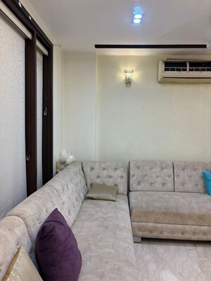 Bedroom in 3 BHK Builder Floor at Hemkunt Colony – for Rent
