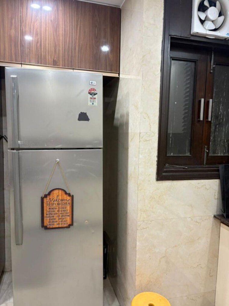 undefined, hemkunt colony 3 Bedroom 180 Sq.Yd. Builder Floor In Hemkunt Colony Delhi 10716580