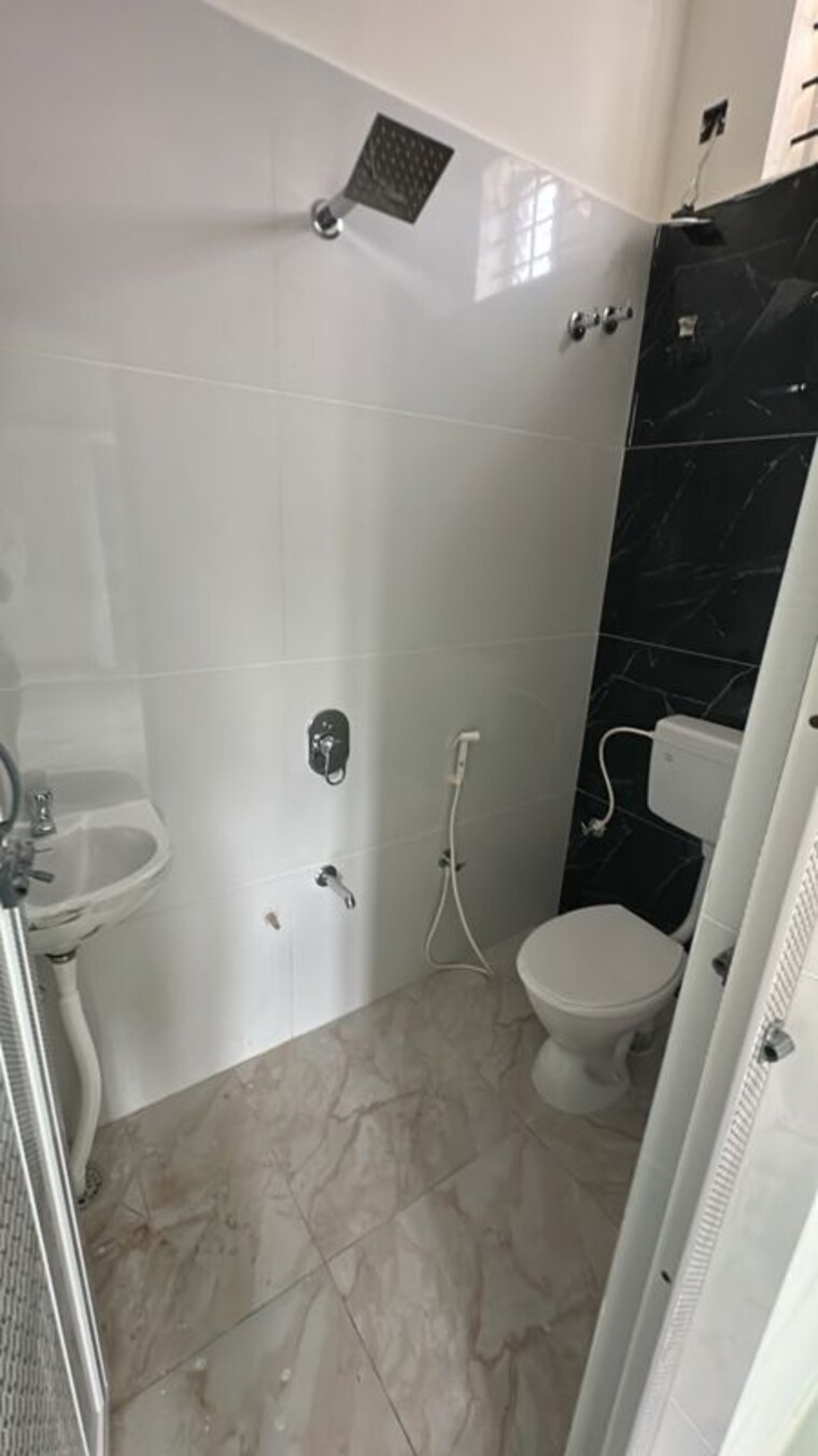 Bathroom, moranapalli village 2 Bedroom 1000 Sq.Ft. Villa In Moranapalli Village Hosur 10716585