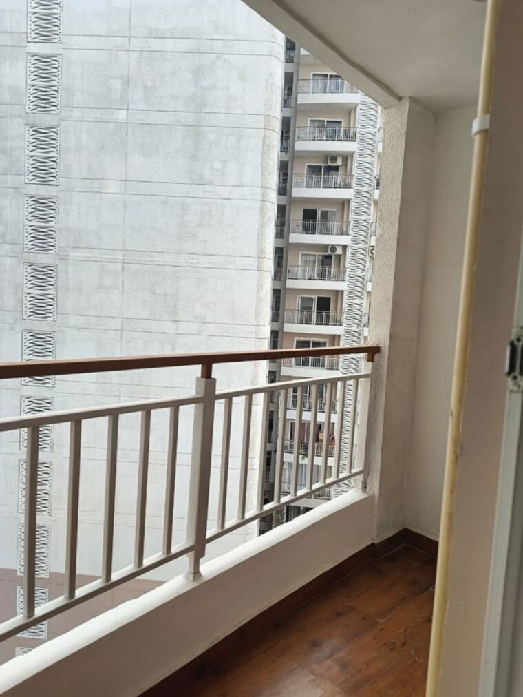 Balcony, rishita-mulberry-heights 3.5 Bedroom 2250 Sq.Ft. Apartment In Sushant Golf City Lucknow 10716602