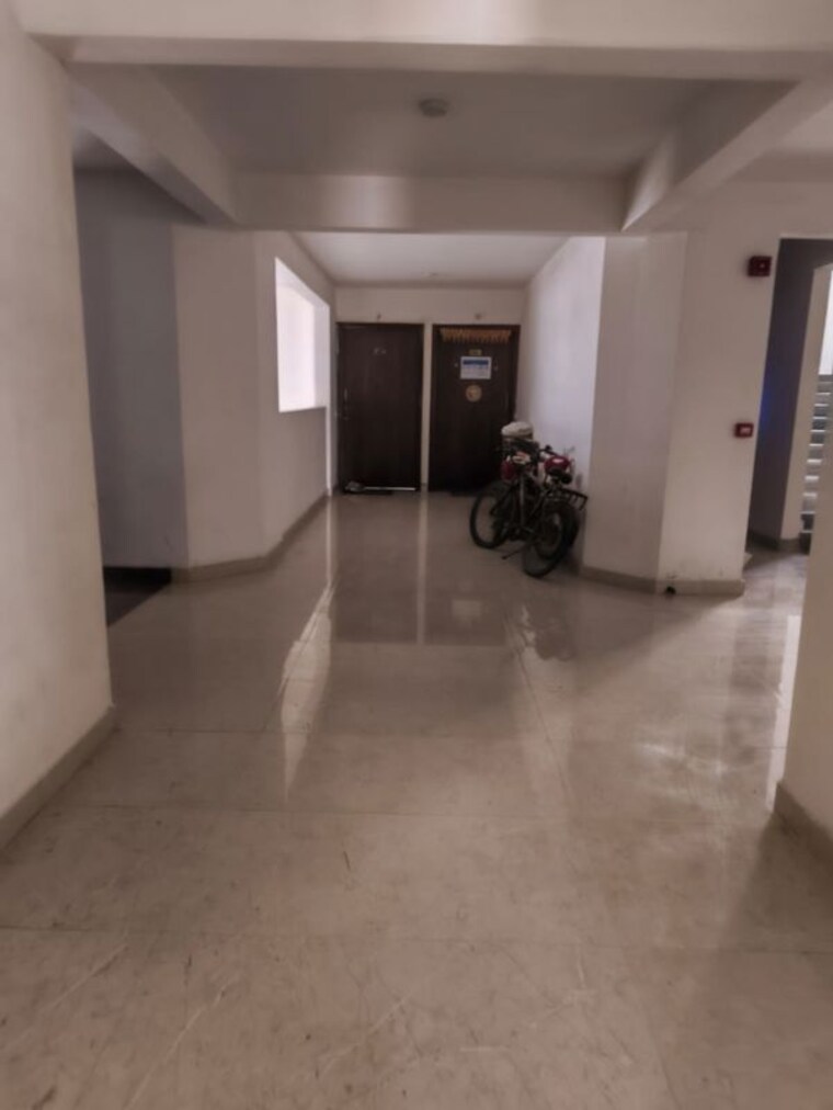 Room, rishita-mulberry-heights 3.5 Bedroom 2250 Sq.Ft. Apartment In Sushant Golf City Lucknow 10716602