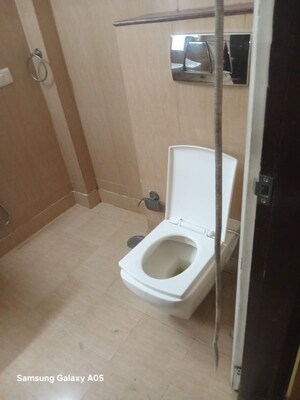 Bathroom in 3 BHK Builder Floor at Panchsheel Enclave – for Rent