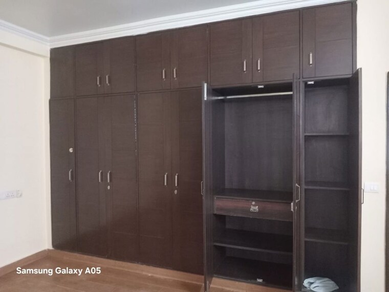 undefined, panchsheel enclave 3 Bedroom 265 Sq.Yd. Builder Floor In Panchsheel Enclave Delhi 10716612