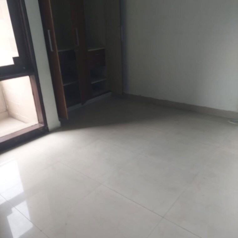 Room, safdarjung enclave 3 Bedroom 200 Sq.Yd. Builder Floor In Safdarjung Enclave Delhi 10708719
