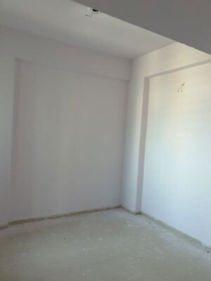 Room in 3 BHK Apartment at Harsh Vihar, Aundh – for Rent