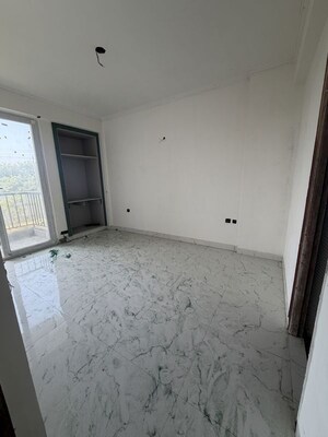 Room in 2 BHK Apartment at Value Infra Meadows Vista2, Raj Nagar Extension – for Sale