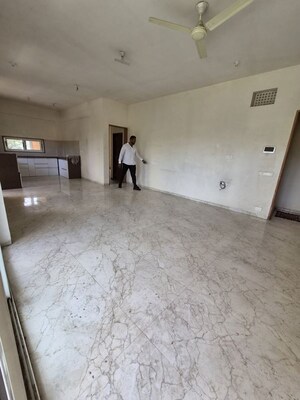 Room in 3 BHK Apartment at Matoshri Apartment Pashan, Pashan – for Rent