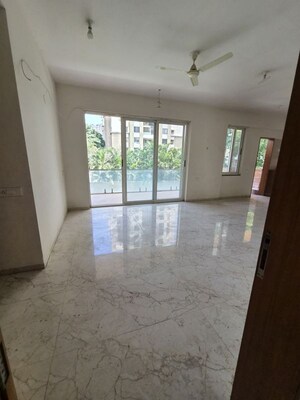 Room in 3 BHK Apartment at Matoshri Apartment Pashan, Pashan – for Rent