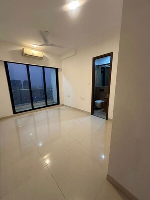 Room in 2 BHK Apartment at Sunteck City Avenue 4, Goregaon West – for Rent