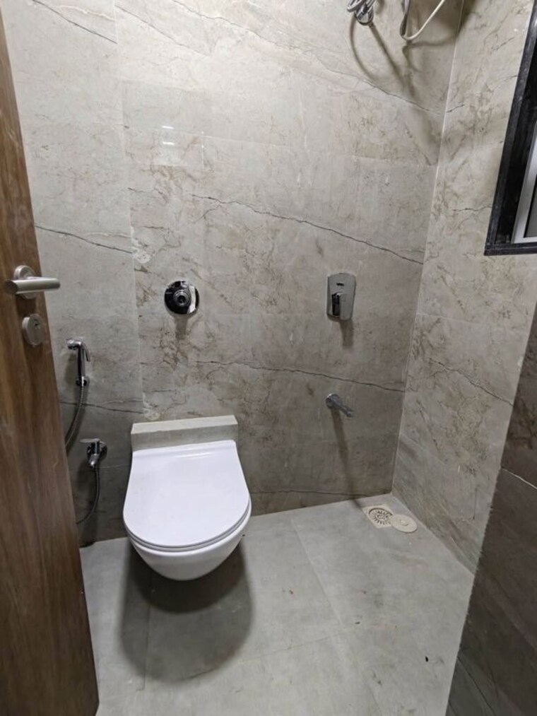 Bathroom, bandstand-apartment 2 Bedroom 750 Sq.Ft. Apartment In Bandra West Mumbai 10716752