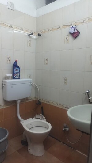 Bathroom in 3 BHK Builder Floor at Jubilee Hills – for Rent