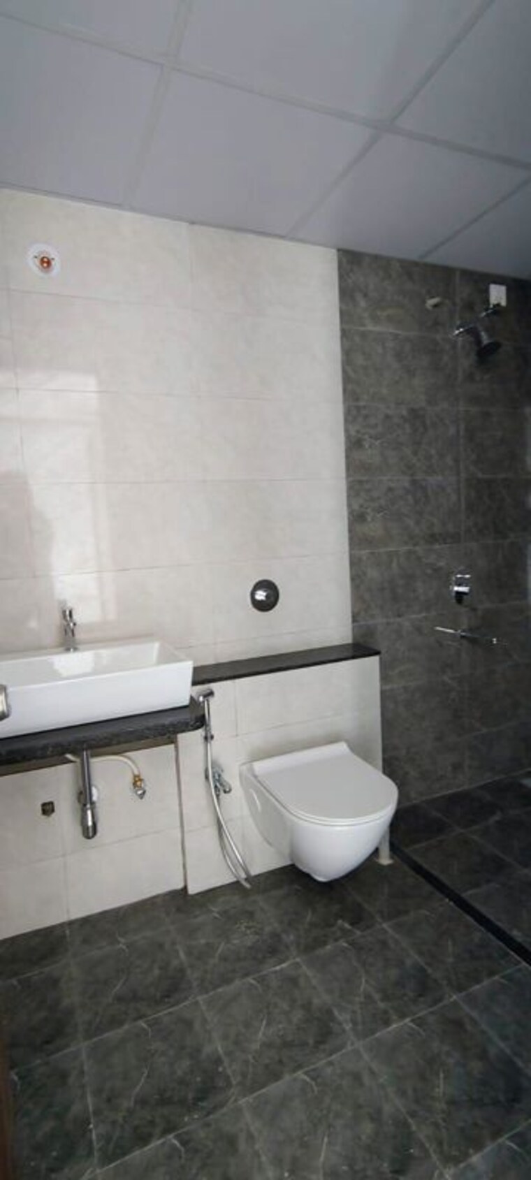 Bathroom, mantra-mirari 3 Bedroom 1520 Sq.Ft. Apartment In Koregaon Park Pune 10716772